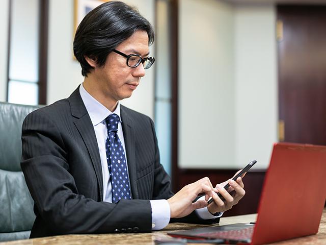 日本の大手メーカーに常駐し、サポートを提供するメンバーを求めている。