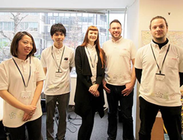 明るく和気あいあいとした雰囲気のメンバー達。興味があればぜひ足を運んでみてほしい。