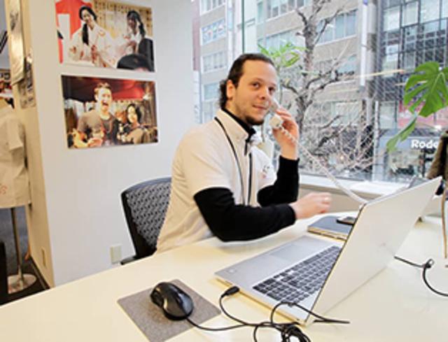 外国籍の社員もいるため、普段からグローバルな環境で働いているように感じること。