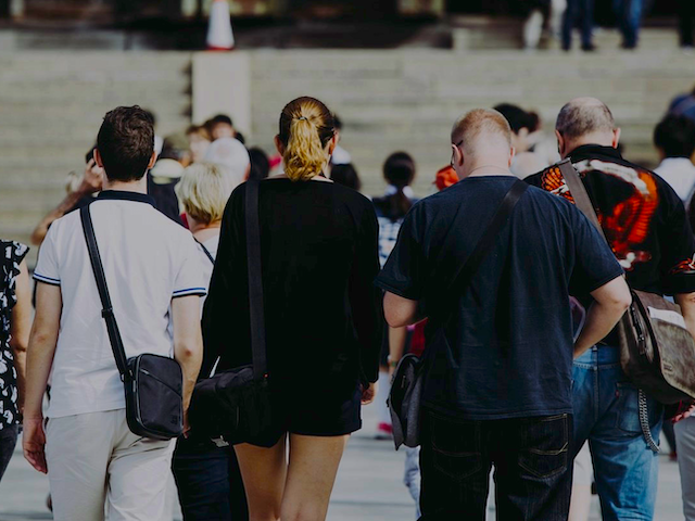 若者含め、今後増え続けるアジアからの観光客中心に、多くの方々に日本の魅力を紹介していきたいと思っています。