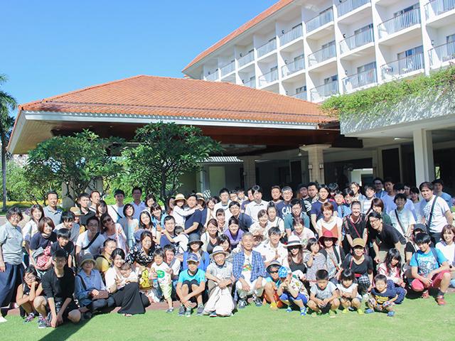 社員研修旅行や周年行事など全社的な取り組みは、従業員の家族を招いて行う。社員の子供が進学する際に祝い金を支給する次世代育成支援制度を含め、社員が安心して働ける環境作りにも余念なく取り組んでいる。