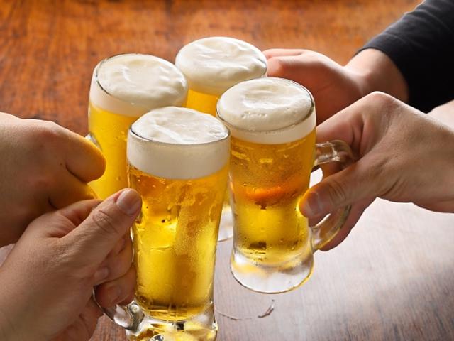 プロジットでは乾杯をすることで普段のストレスを発散しています。社員も家族の一員として考えているので安心して働ける環境です。