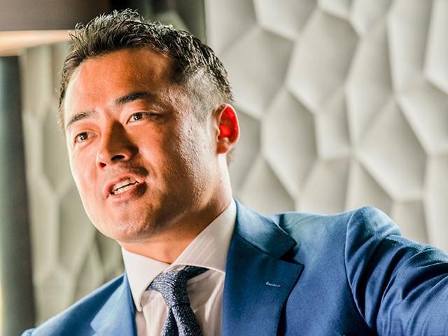 代表取締役社長を務める礒谷幸始氏