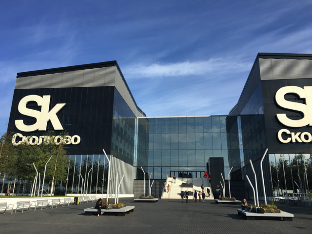 日露ITビジネスはまだ萌芽期であり、試行錯誤の連続である。しかし、日本では「先端IT人材の育成」が求められているため、IT分野においても日露が協力する意義は十分にあると見ている。坂口氏は、ロシア語が話せる現役エンジニアであり、ロシアIT企業や大学とも直接交渉できるのが、同社の強みだ。