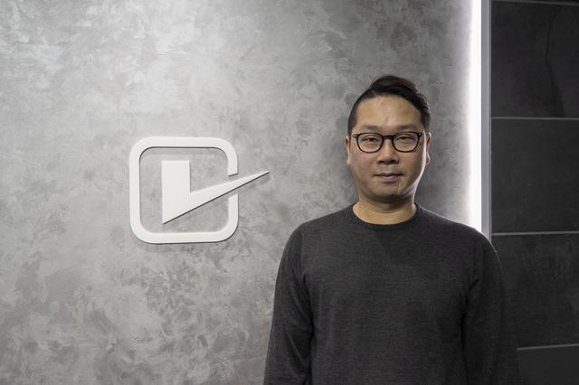 代表取締役　大脇 晋氏
前職：リクルート社　新卒採用営業。当時営業マンとして歴代10名しかいないという「殿堂入り」を果たした実績を持つ。