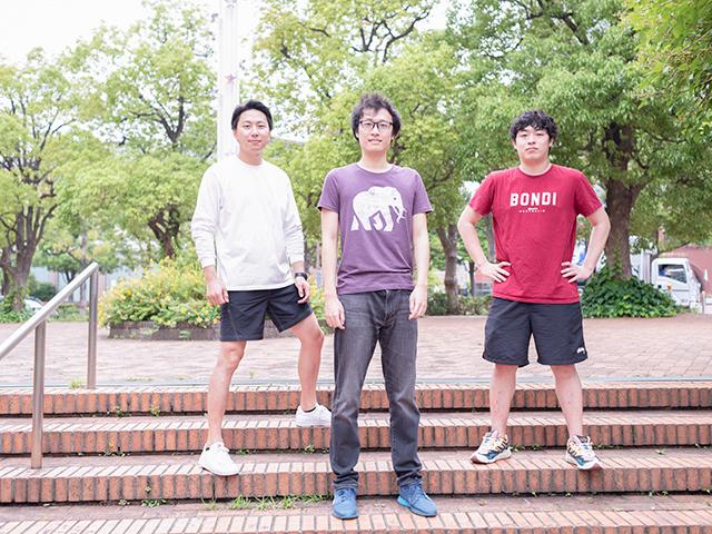 同社はフルリモート勤務となっており、ノマド的な働き方を実現することができる。