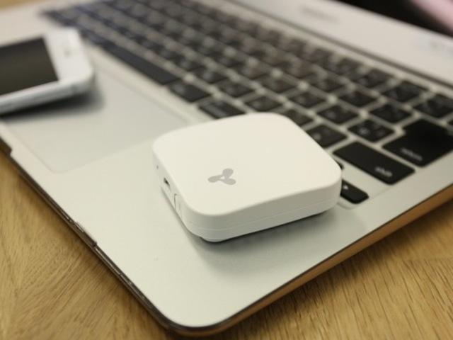 「AIBeacon」の自社開発・製造・販売まで一気通貫で行っている。