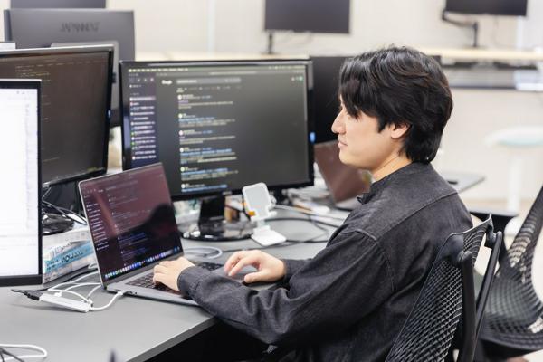 募集している求人：フロントエンドエンジニア