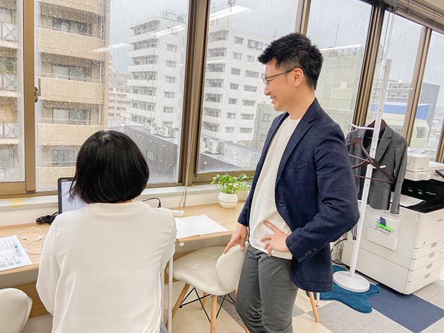 オフィスには、クルーどうしがコミュニケーションを取りやすい環境への配慮がなされている