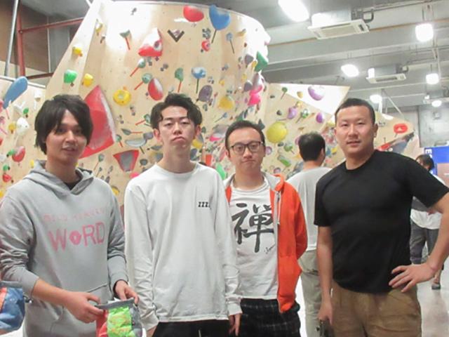 社内の風通しは非常に良い。クライアントに常駐しているメンバーも含めて月に1回、レクリエーションイベントが実施され、ほとんど全員が参加する。（※コロナ禍のため現在自粛中、予算内（経費扱い）で好きな飲食物を購入可なテレワーク/ゲーム飲みを2か月に1回のペースで開催中）