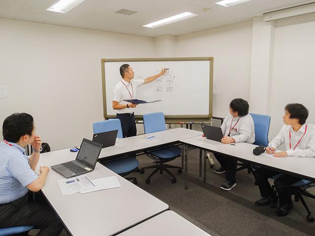 もう一つの事業の柱であるソフトウエア開発では、「ニアショア開発」に注力。首都圏の技術者の慢性的な不足、通信環境の改善による遠隔共同作業の低コスト化など、「ニアショア開発」は近年、急拡大している。