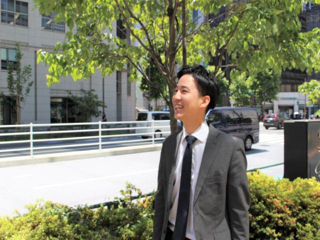 2014年に東証マザーズ上場、2015年には東証一部上場を果たし、売上も2016年に37億9900万円、2017年に40億円と堅調に業績を伸ばしている