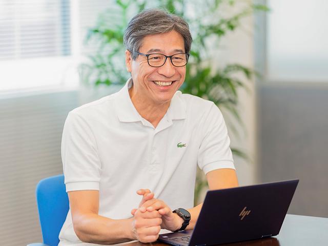 専務取締役　朝松輝幸氏