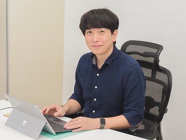 理事長を務める宮前貴記氏は、2002年に鶴見大学歯学部を卒業。その後は亀田総合病院歯科センター（千葉県）や、横浜市泉区、横浜市港北区の歯科医院で勤務医を経験した。