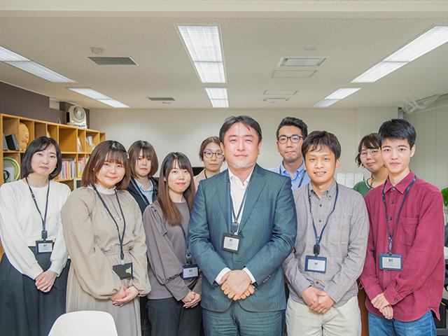 これからの採用については、経験者であることがベターではあるが、より重要なことは、様々なことを勉強しようとする意欲。目の前のお客様のニーズを少し先回りしておけるよう幅広いスキルを身につけられる方の採用を進めていく。