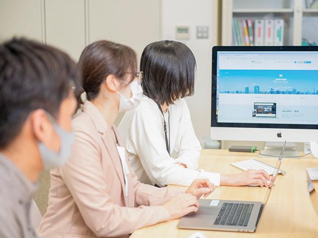 2000年にホスティングサービス事業からスタート。そのサーバーに載せるWebコンテンツの開発、制作に乗り出したのは2010年。そして、2020年にはニーズが拡大するDXへの対応と次なるステージを迎えている。