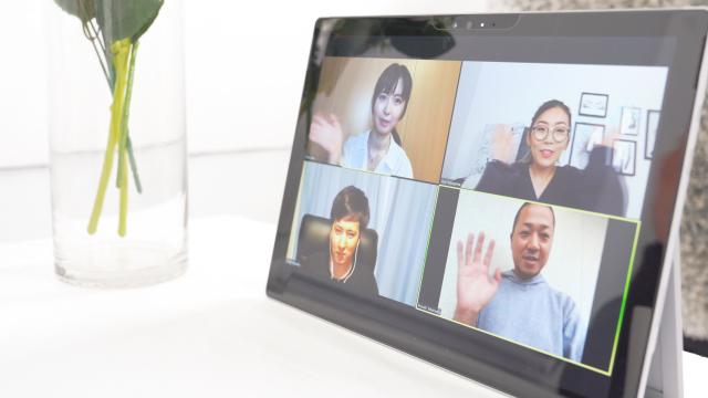 チームワークを大切にしながら、プロジェクトに取り組んでいます。