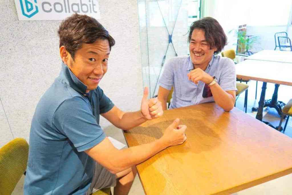 代表取締役CEOの浅海と取締役COOの岡崎の創業によりスタートしたコラビット。現在は、ほぼテックのみの組織ですが、“テック”× “セールス”の組織へとシフトし、テックが作ったものをセールスが売る。セールスが現場で得たフィードバックからリアルな知見を得るコラボレーション組織を目指しています。