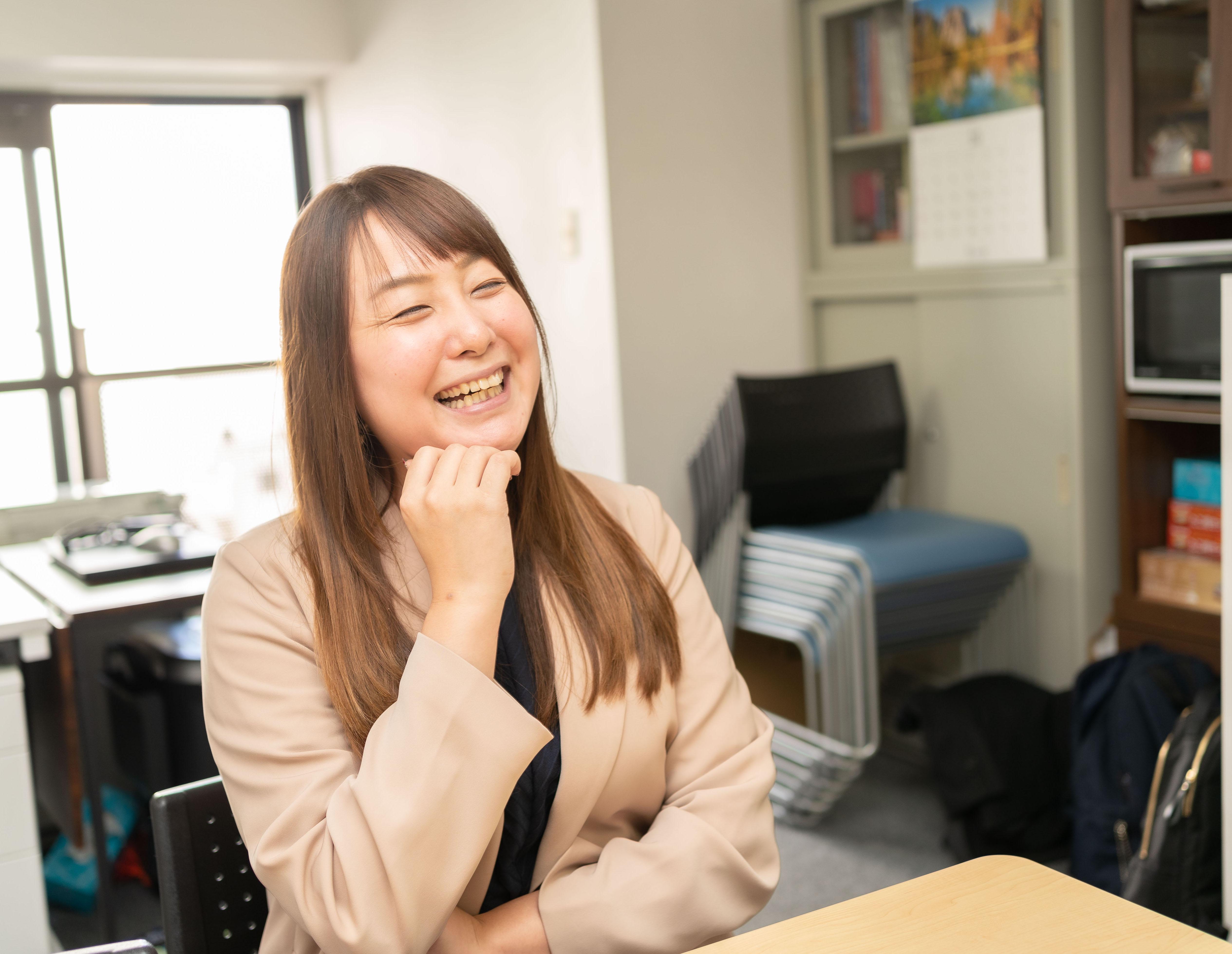 確実な報酬や適切な役職を渡すこと、福利厚生の整備等、仕事を通じて社員が幸せになれる環境が整っている。