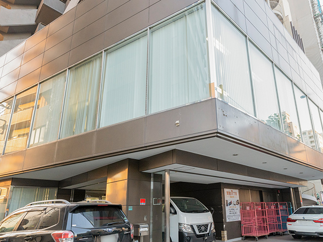 同社は秋葉原・新宿・池袋と都内の主要な場所に買取ショップを展開している。