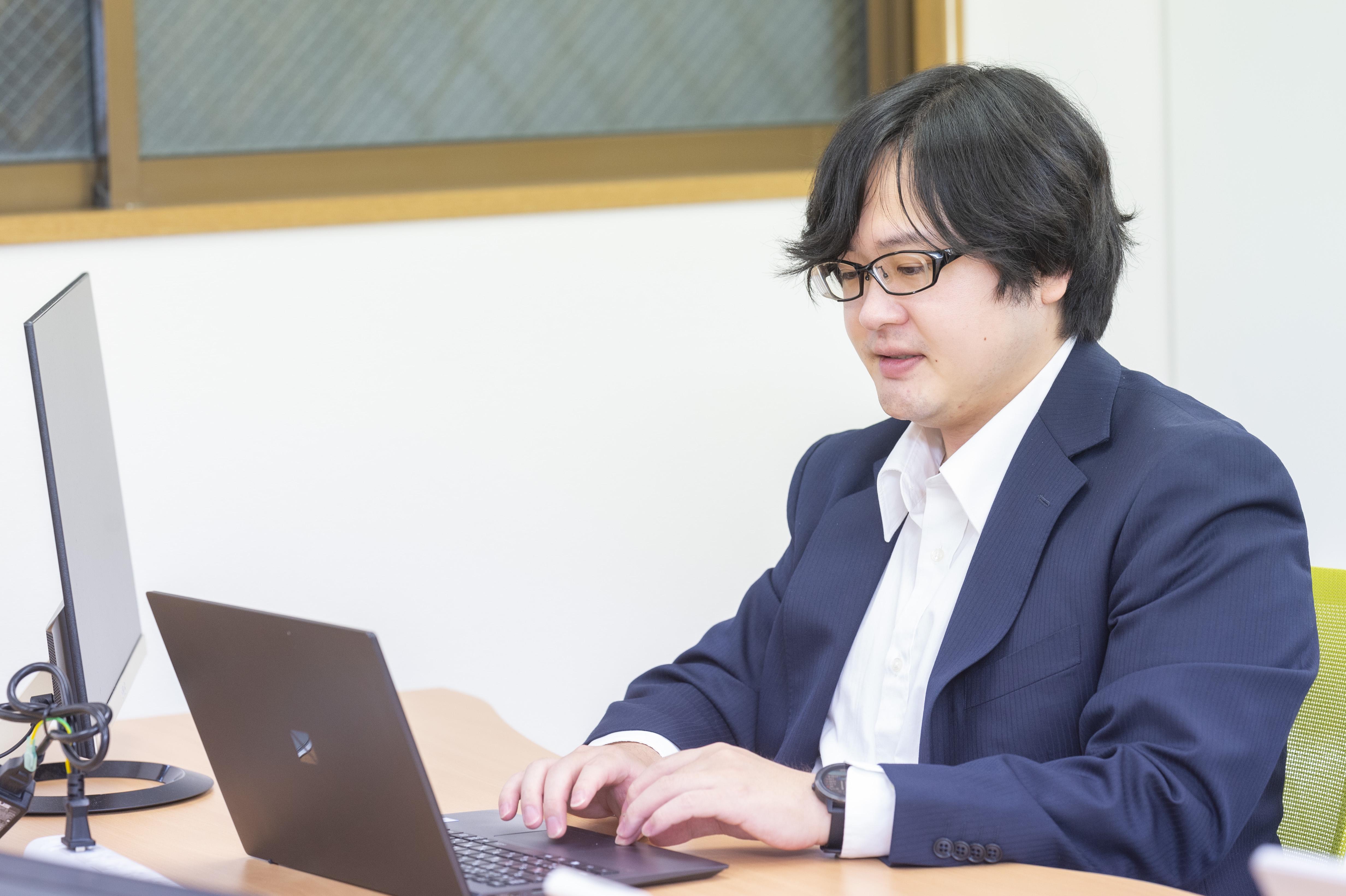 同社では「常識に捉われず新しいビジネスを作り出す人材」を求めており、前向きさに加えて能動的な行動、素直さなどが評価される。