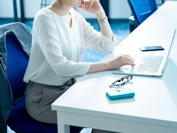 募集している求人：経理スタッフ｜上場目指すIT企業で単体・連結決算へ【簿記2級～歓迎】