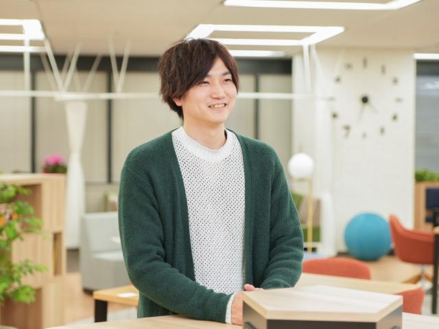 組織作りにおいては残業ほぼなし、有給消化率100%を実現。有給消化が進んでない人は逆にせっつかれます(笑)