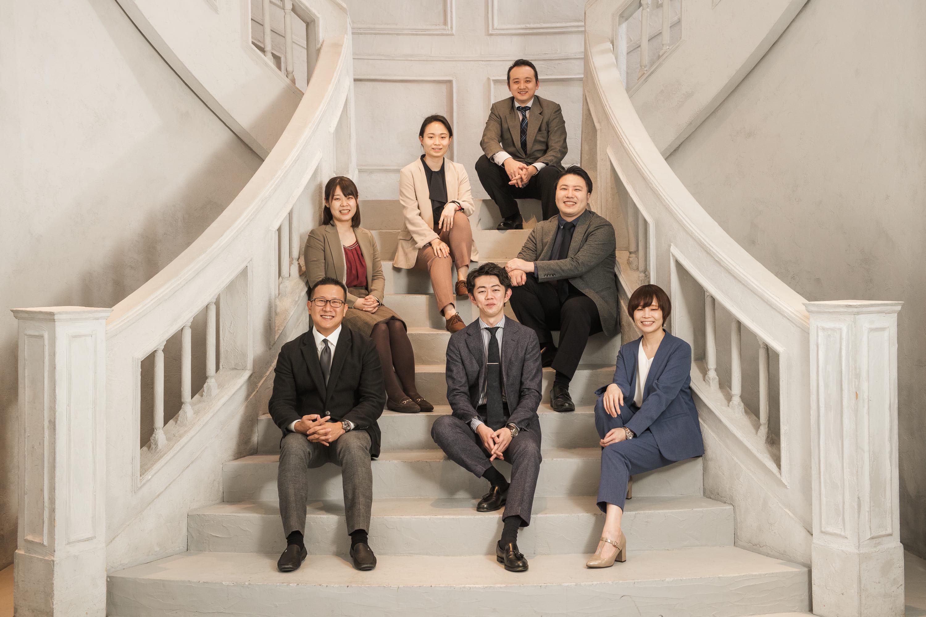 プラットフォーム事業では、既存の人材マッチングサイトにはない、受発注者の双方にオープンなプラットフォームを開発・提供する。