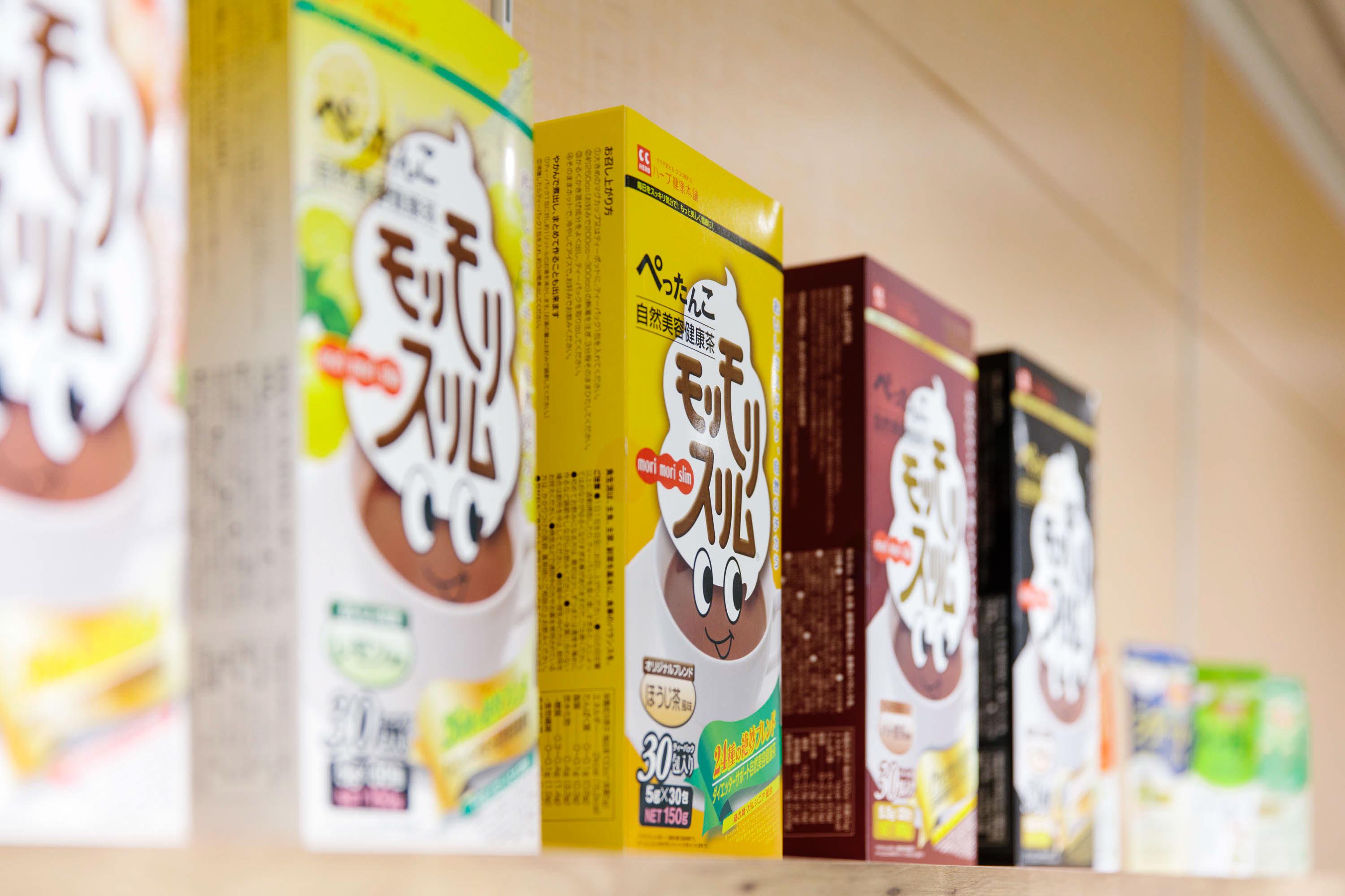 「この商品に出会えて本当に良かった」と、心からお客さまに喜んでいただきたい。私たちが手がけるすべての商品に、そんな想いが込められています。品質に胸を張れるからこそ、ちゃんと届くように。ユーモアをもってその魅力を伝え、一つひとつの商品をお客さまから愛されるブランドに育てています。