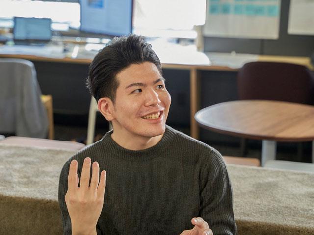 ビジネスに近い位置で、システム開発の最上流から携われるのが同社でエンジニアとして働く魅力。