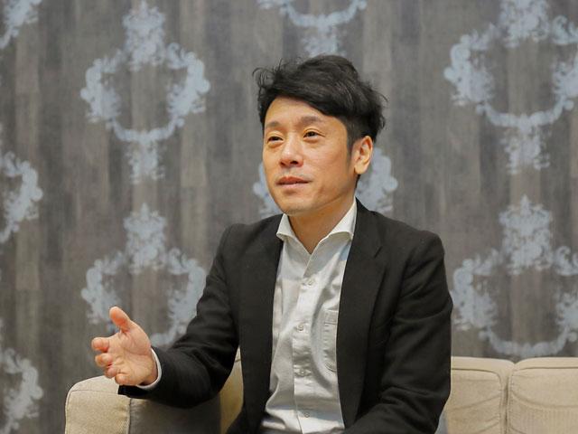 リアルタイム3Dシミュレーションが可能なメディアサーバー『disguise』と、位置・回転の6Dデータを取得し活用できるトラッキングシステム『BlackTrax』の国内正規販売代理店でもある。