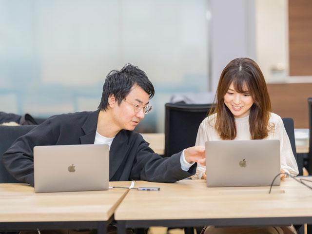 学生時代の友人関係にあった創業者二人の下、風通しが良い雰囲気の中で自らの意見をプロダクトに反映させ、世の中になかった新しい価値を生み出すことができる。