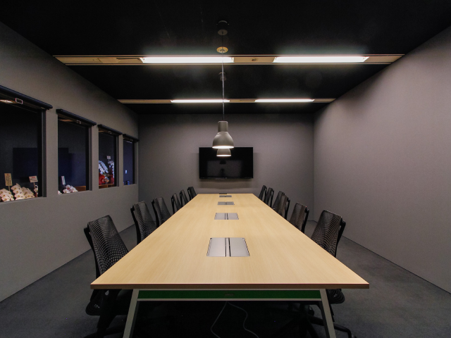 同社は"尖った"人材を大歓迎している。会社としてのルールや仕組みなども、前例にとらわれないユニークなチームを目指している。