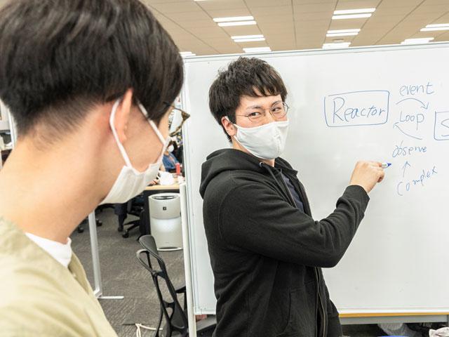 「Be a Fanatic.」をビジョンとして掲げ、作り手自らが熱狂し、ユーザーに熱狂してもらうことを目指す。