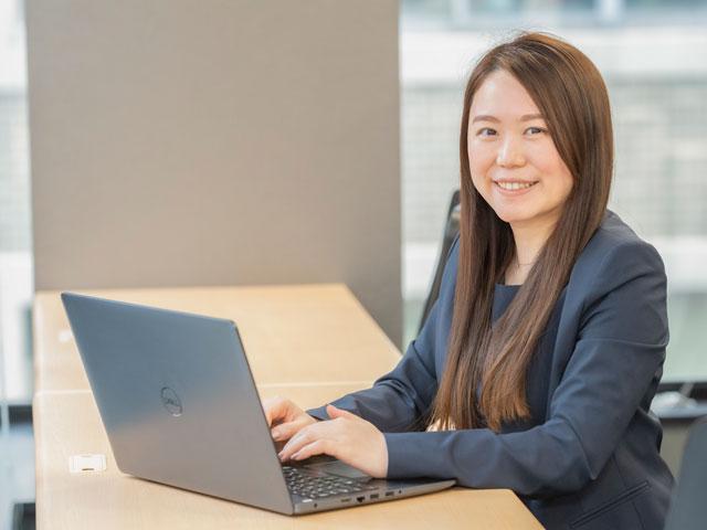 注目を集める「第二言語習得論」に基づくコンテンツや業界最安値等の特長により、最後発ながら2年間で約1万人の会員を獲得する等、急成長を遂げている。