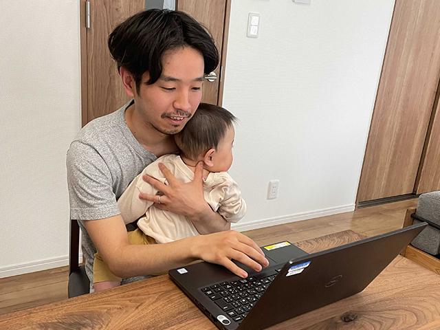 子供がいても、仕事と育児を両立してリモートワークを実践している社員もいます。