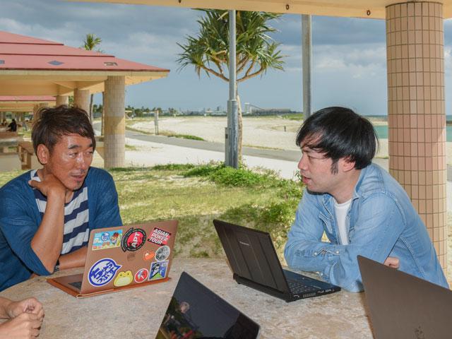 アニメ原作のファンをコアターゲットとして、ファンが喜ぶゲームづくりに徹しているところが最大の特徴。