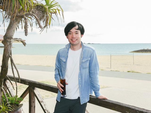 同社はアニメIPに特化したスマートフォン向けゲームアプリのプロデュース、企画・開発、運営をワンストップに手掛ける、働き場所自由な企業である。