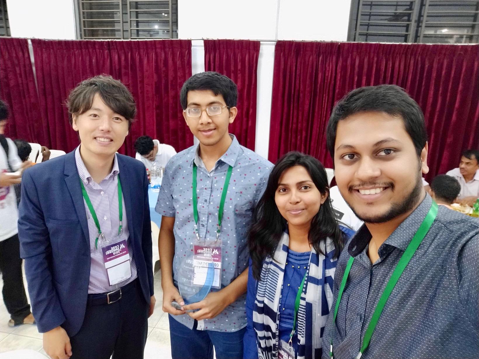 首都ダッカにて
プログラミングコンテストを開催