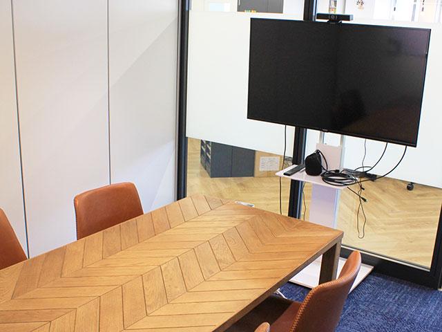 やりたいという熱意とアイデアがあれば立場や入社歴に関係なく形にしていける社風です。