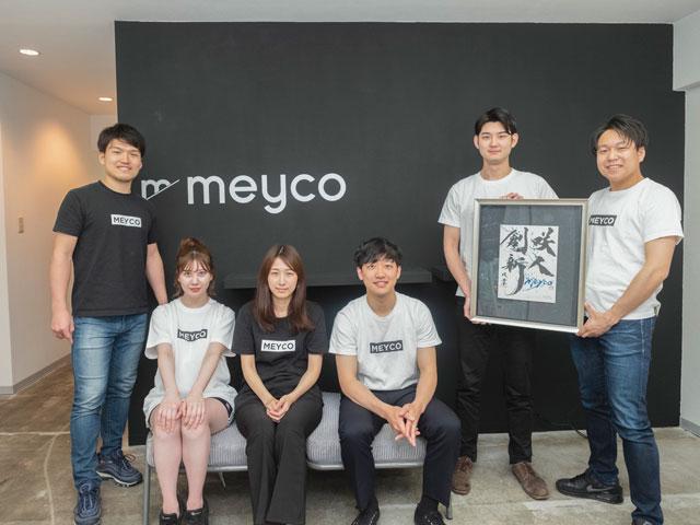 平均年齢が約25歳という若い会社でありながら、大手マーケティング企業でマネージャーを経験した人材や急成長ベンチャー企業にてマーケティング責任者を経たメンバーを役員として迎える等、同社には思考レベルや業務レベル等をより高い次元へと成長させるための環境が整っている。