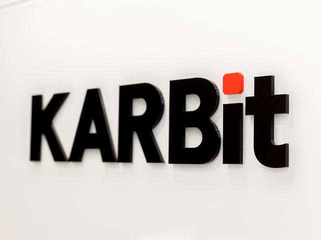 同社は通信ソリューション事業およびシステムソリューション事業、ならびに社内開発事業を手掛けるシステム開発会社だ。