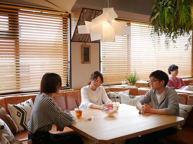 わからないことは先輩社員が教えてくれます。