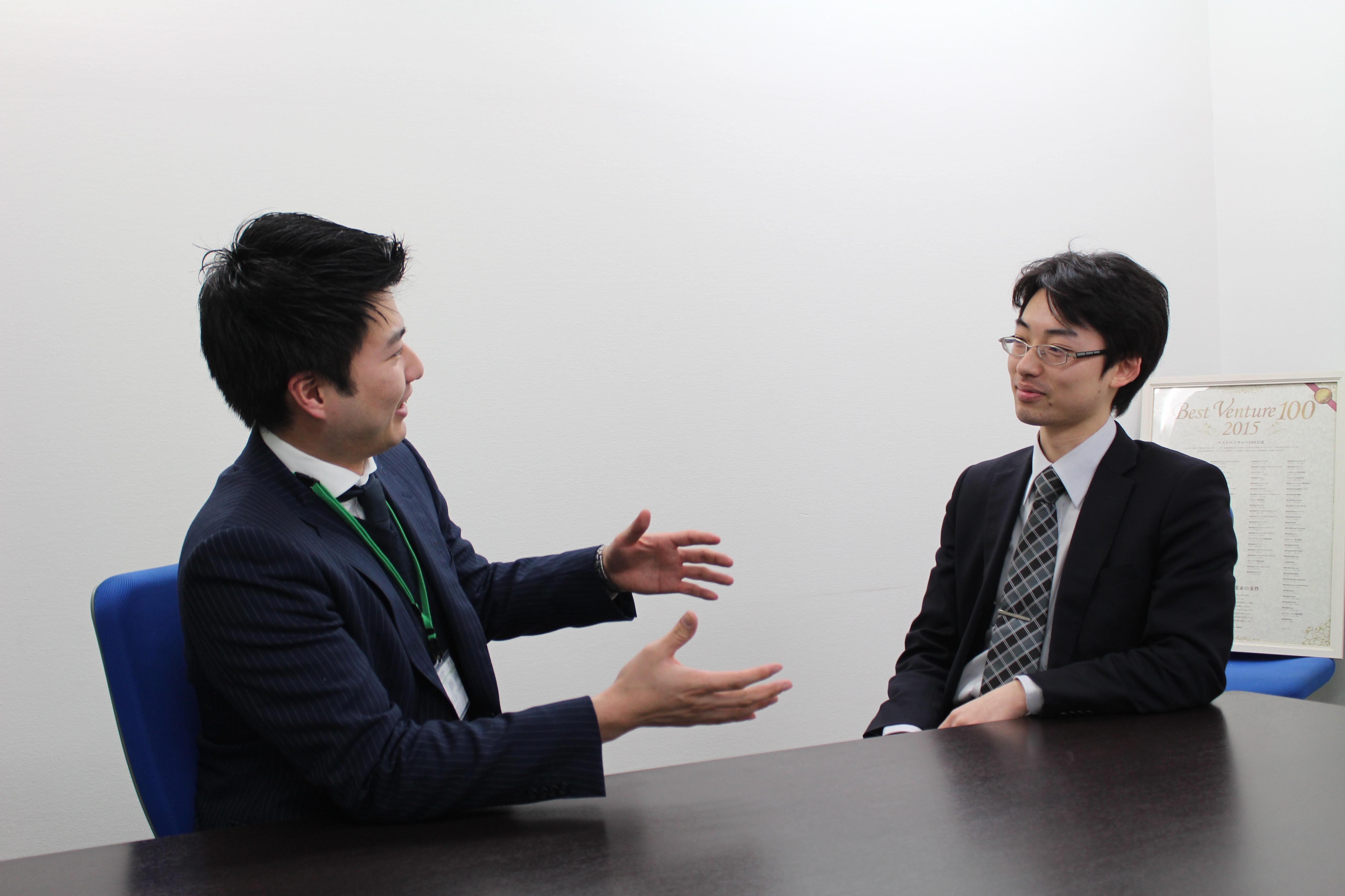 一緒に働くメンバーには、みな「本気度」を求める。アツい意志を持っている人にはおすすめだ。