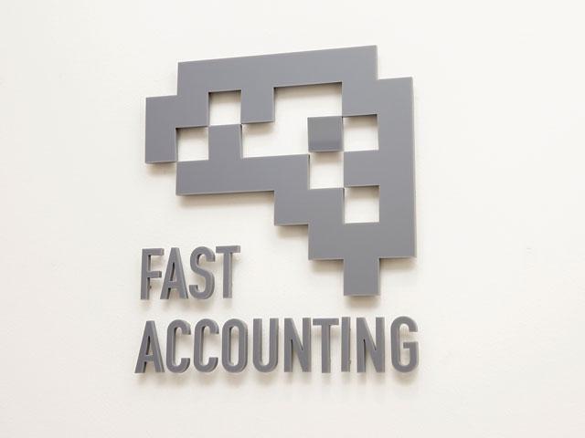 社名のファーストアカウンティングは、経理業務のスピードアップと効率化を図るという意味だ。電子インボイスが広まれば、世界中の企業や政府に電子請求書を安全に瞬時に送信することが可能だ。