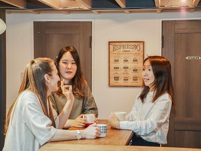 今回の採用ではシステム開発やサーバ構築の経験者を求めているが、それよりも「カレーが好きなこと」が重視されるユニークな会社だ。