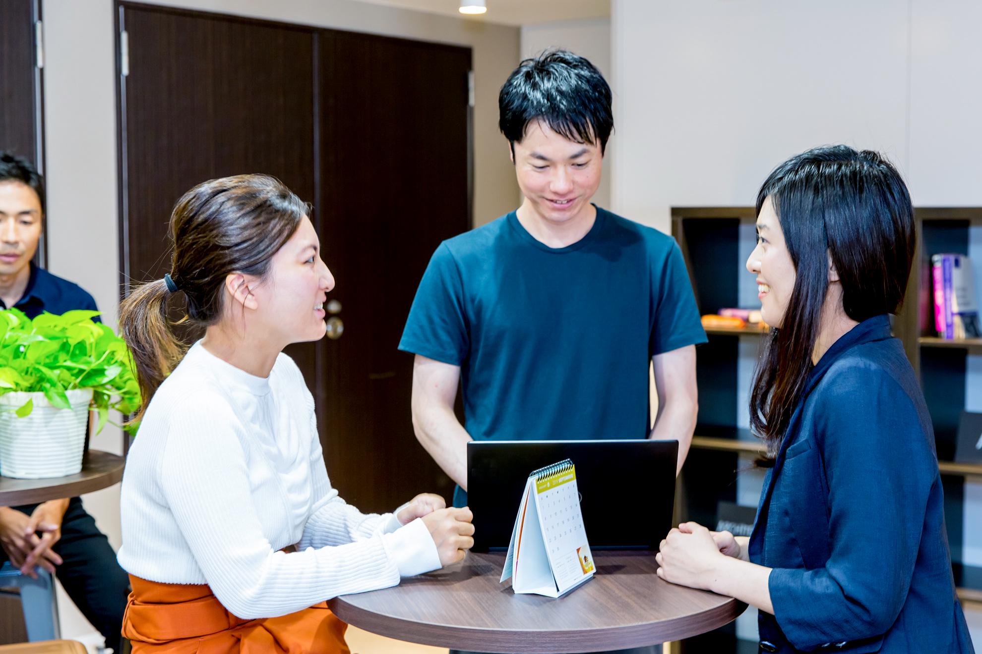 施策のひとつにEmployee Firstをかかげ、全社員がやりがいをもって働ける環境づくりを行っていきます。