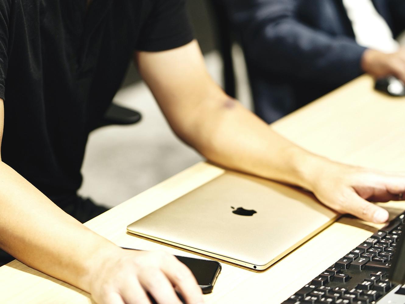 インヴァスト証券は「デリバティブとテクノロジーで、資産運用の未来をつくる」というミッションを掲げ、FX自動売買サービスに注力。