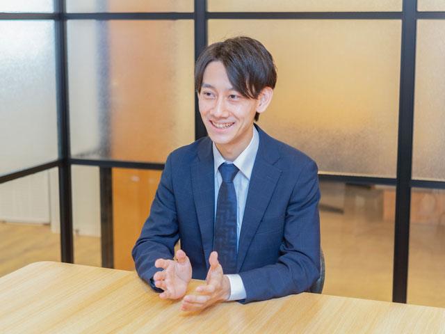 『Cashmo』はクラウドを駆使し、資金繰りを「見える化」し、中小企業の経営を効率化することで、ペーパーレス化・DX化を実現します。