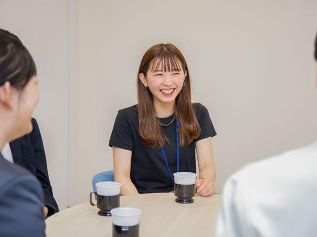 同社では社員のチャレンジ精神を尊重しているだけでなく、チャレンジするための準備である学びの機会も大切にしている。